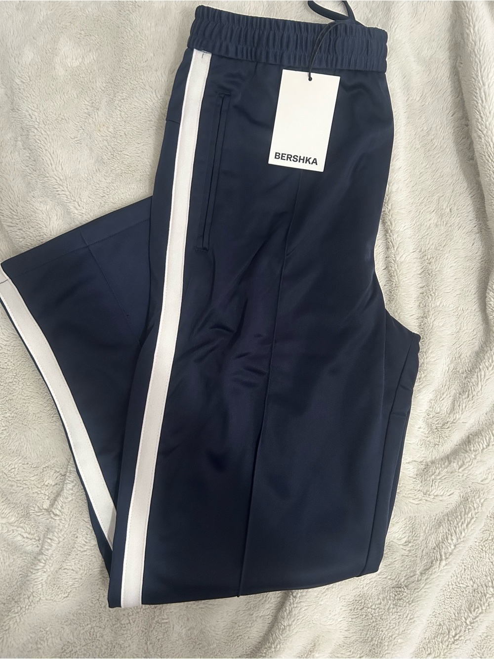 Bershka Women’s Navy Joggers with White Side Stripe